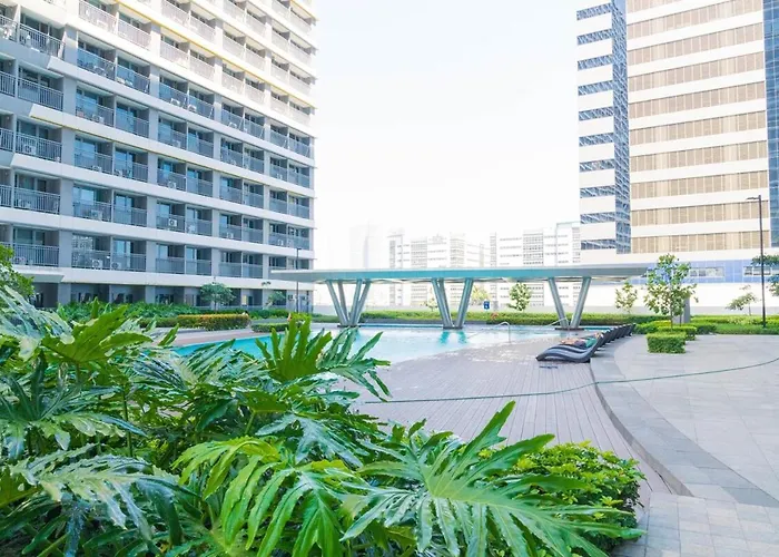 Location! Near Bgc, Makati, Ortigas & Mrt Manila